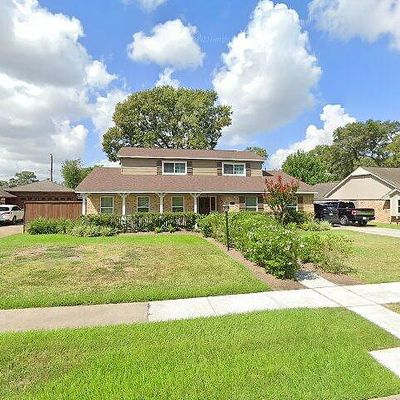 342 Stonehenge Ln, Houston, TX 77015