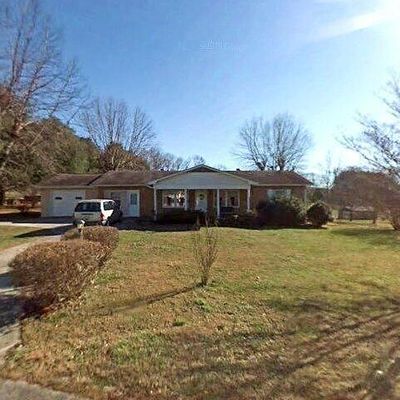 351 Eastwood Dr, La Follette, TN 37766