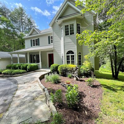 356 Receptive Dr, Glenville, NC 28736