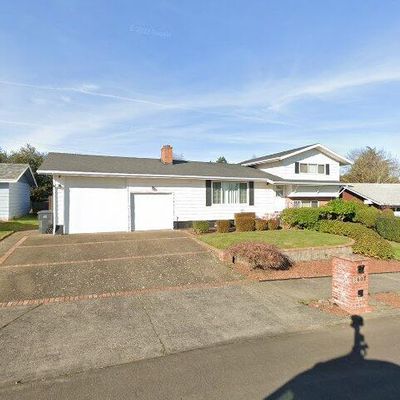 3607 Ne 135 Th Ave, Portland, OR 97230