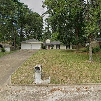 3710 Colonial Dr, Nacogdoches, TX 75965