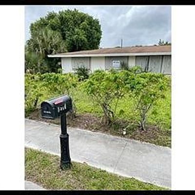 3036 Market St, Fort Myers, FL 33916