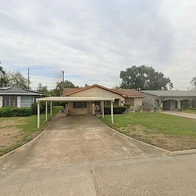 3060 Booker St, Beaumont, TX 77705