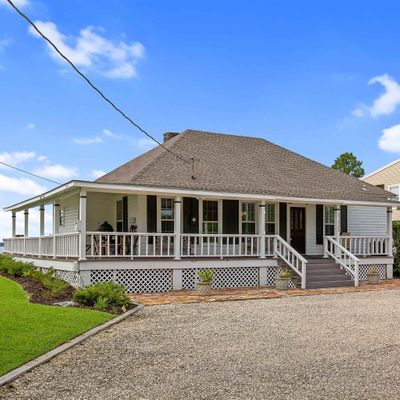 31045 Noble St, Elberta, AL 36530