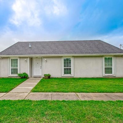 3105 Legend St, Meraux, LA 70075