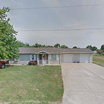 315 Roberts St, Groveland, IL 61535