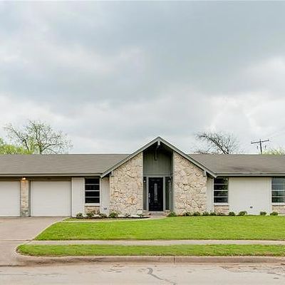 321 Wilson St, Crowley, TX 76036