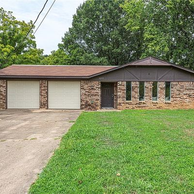 3257 S City Lake Rd, Fayetteville, AR 72701