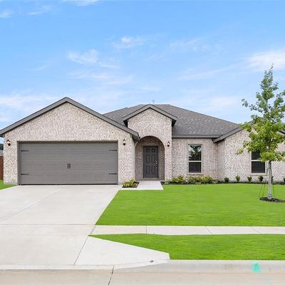 429 Basalt Dr, Azle, TX 76020