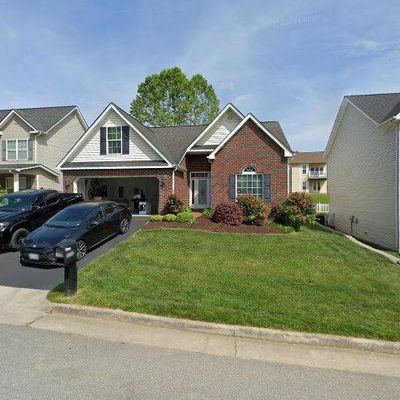 4353 Faircrest Ln, Roanoke, VA 24018