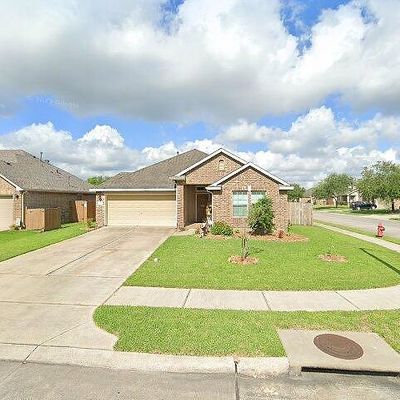 4028 Palmetto Ct, Dickinson, TX 77539