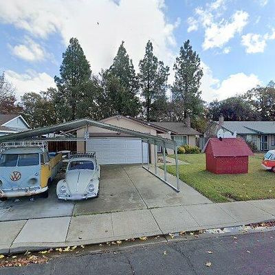 404 Edwin Dr, Vacaville, CA 95687