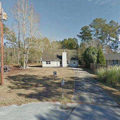 406 E Avon Pl, Havelock, NC 28532