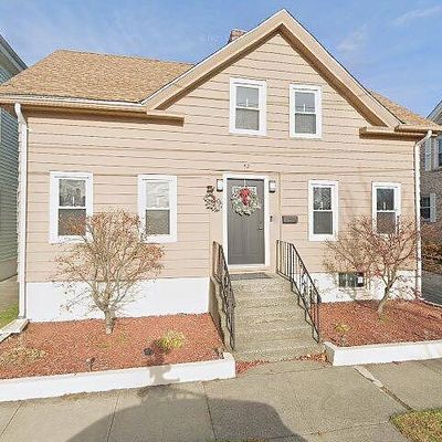 52 Freeborn Ave, East Providence, RI 02914