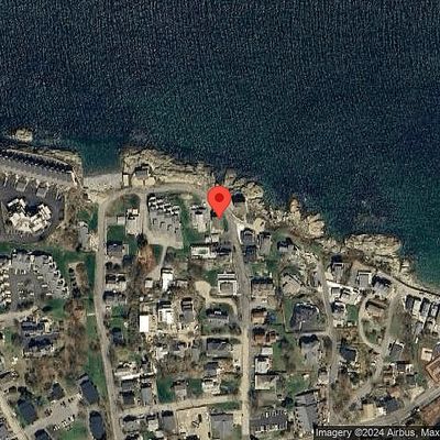 52 Valley Beach Ave, Hull, MA 02045