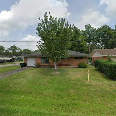 522 Pin Oak St, Alvin, TX 77511