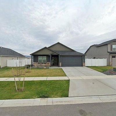 5586 W Irish Dr, Rathdrum, ID 83858