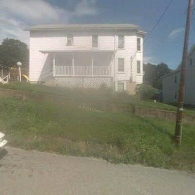 58 Beaver St, Lehighton, PA 18235