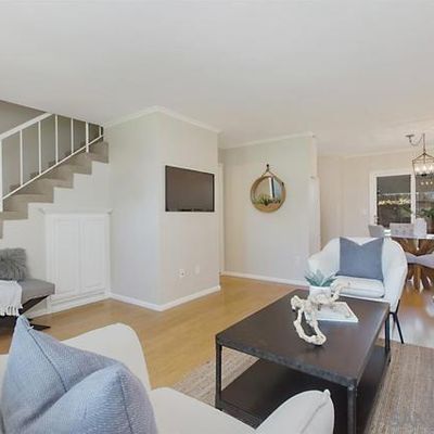 4924 Via Lapiz, San Diego, CA 92122