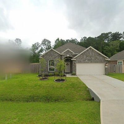 654 W Linnwood Dr, New Caney, TX 77357