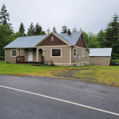 702 King Rd, Winlock, WA 98596