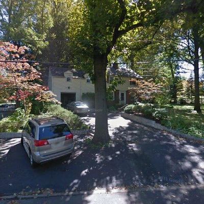 705 Lake Dr, Lawrence Township, NJ 08648