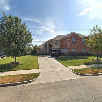 708 Rolling Hills Ln, Desoto, TX 75115