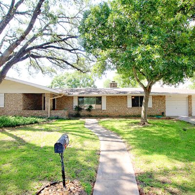 718 Windrock Dr, Windcrest, TX 78239