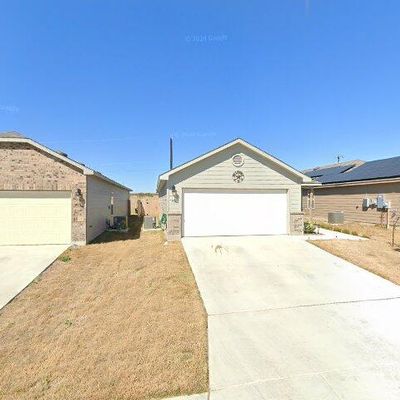 5915 Olson Blfs, San Antonio, TX 78252