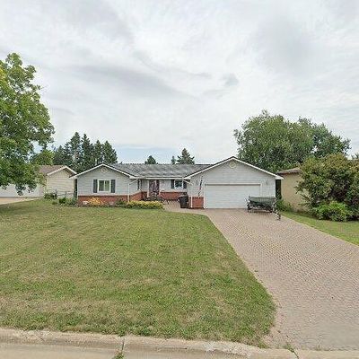 600 N Van Buren Ave, Eveleth, MN 55734