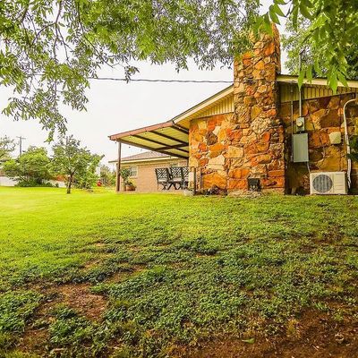 601 Mcintosh St, Goldthwaite, TX 76844