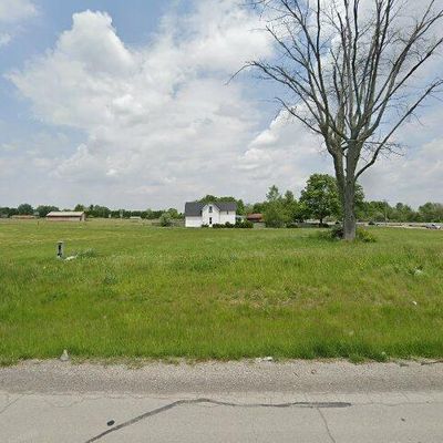 6054 W Us Highway 52, New Palestine, IN 46163