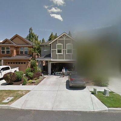 61266 Huckleberry Pl, Bend, OR 97702