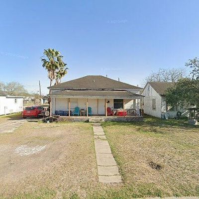 616 E Huisache Ave, Kingsville, TX 78363