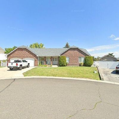 617 Jade Pl, Yakima, WA 98908