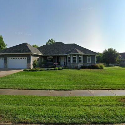 627 Huntington Dr S, Sartell, MN 56377