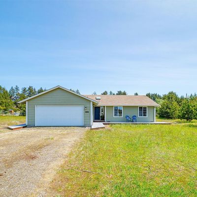 806 355 Th Pl, Ocean Park, WA 98640