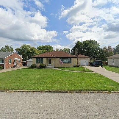 821 Spencer Ave, Sharon, PA 16146