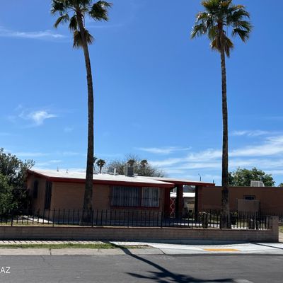 821 W Hawaii Dr, Tucson, AZ 85706