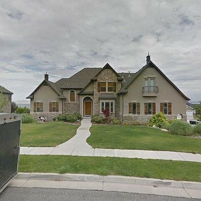 838 Sky Lark Ln, North Salt Lake, UT 84054