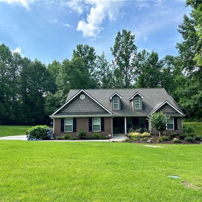 850 Rao Dr, Monroe, GA 30655