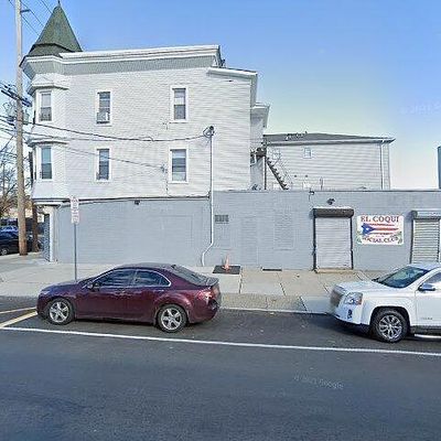 851 Summer Ave, Newark, NJ 07104