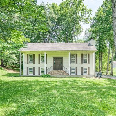 856 Pen Oak Dr, Cookeville, TN 38501