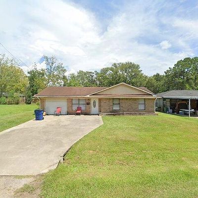 880 N 3 Rd St, Silsbee, TX 77656