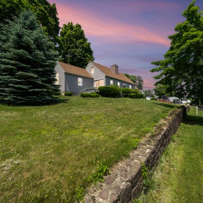 9 S Mountain Dr, New Britain, CT 06052