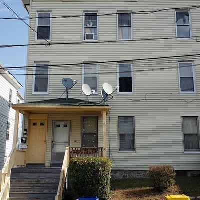 73 South St, Waterbury, CT 06706