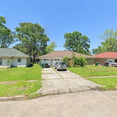 7725 Charlesmont St, Houston, TX 77016