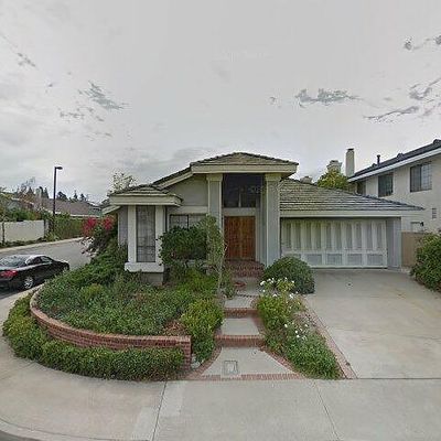 8 Quiet Moon, Irvine, CA 92614