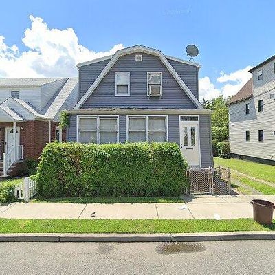 80 Tuttle St, Wallington, NJ 07057