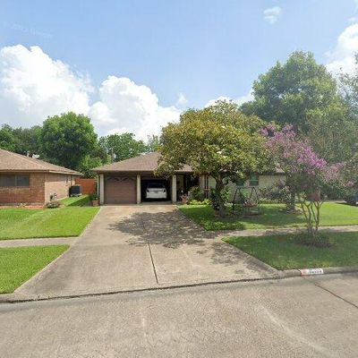 10103 Carlow Ln, La Porte, TX 77571